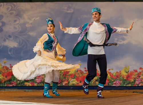 Гайд по народным татарским танцам: шесть базовых движений и инструкция для начинающих